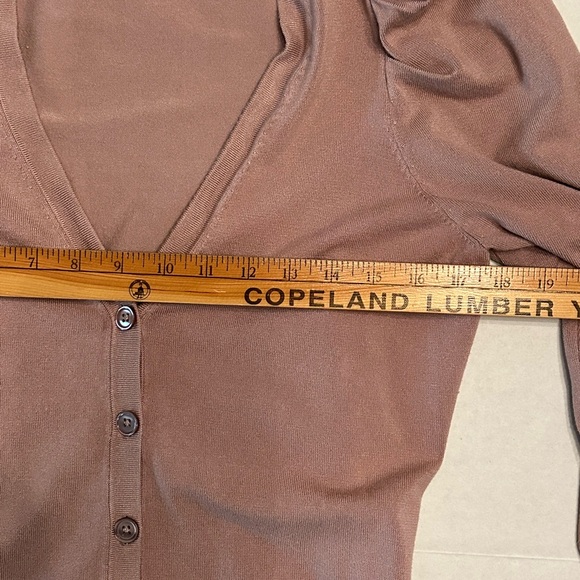 Tahari Button Down Knit Cardigan Sweater Long Pleated Sleeve Medium Top - Picture 8 of 8